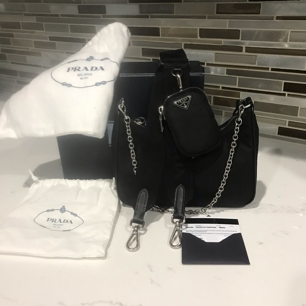 Prada re-edition 2005 re nylon bag